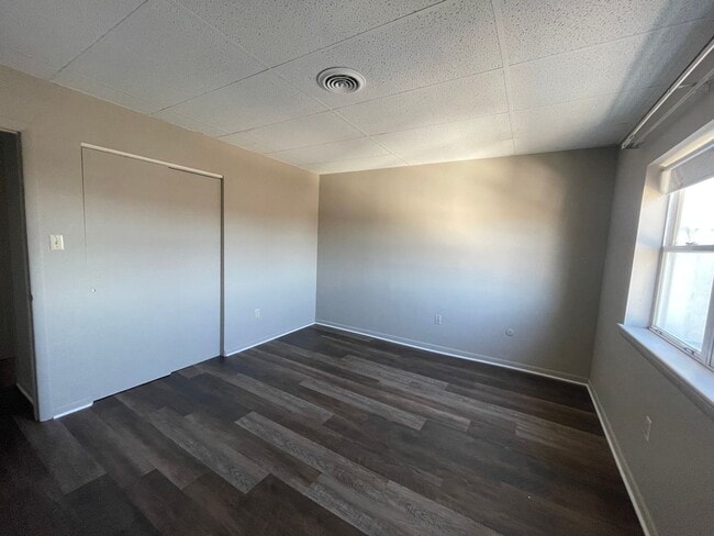 613 W Broadway Unit 3