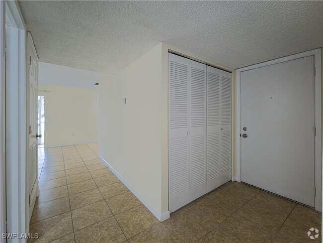 Building Photo - 205 S McMullen Booth Rd Unit 201 Rental