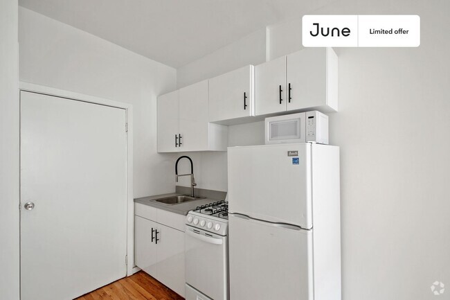 Building Photo - 235 W 63rd St Rental