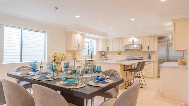 kitchen dining room - 5851 Friends Ave