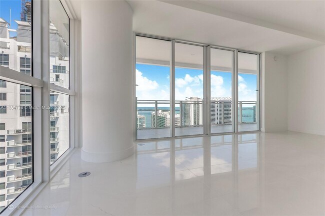 Photo - 1080 Brickell Ave Unit 4402