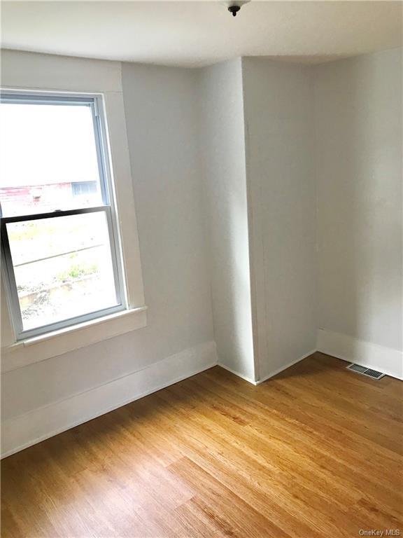 Photo - 38 Vineyard Ave Unit 1