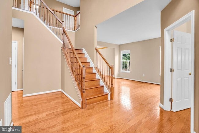 Photo - 8142 Tenbrook Dr