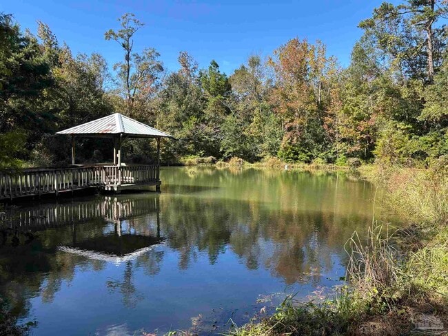 Photo - 1002 Daffin Rd