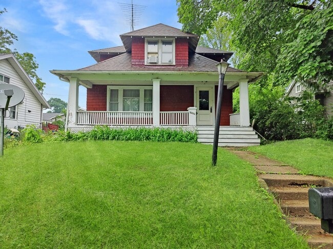 Building Photo - 1505 Downey St Rental