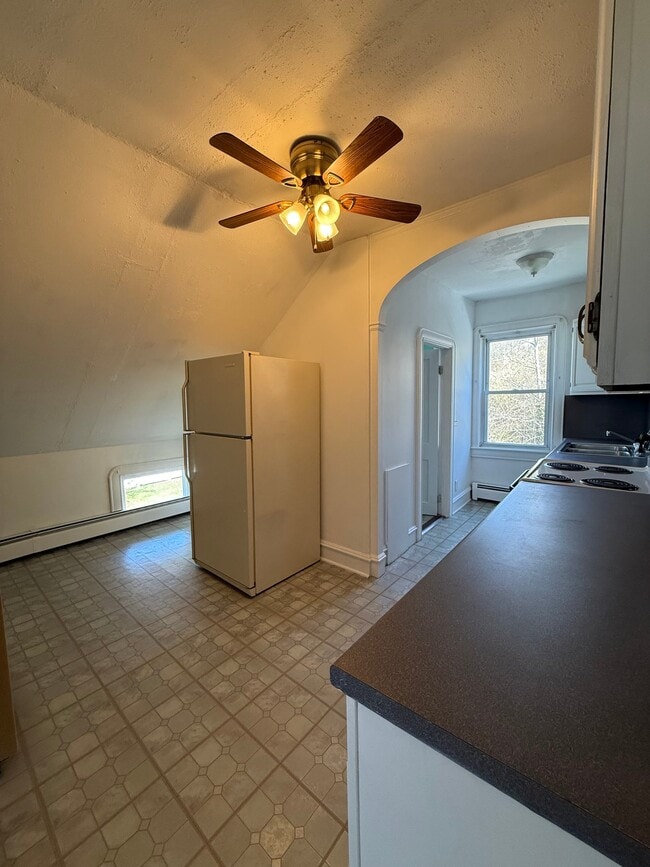 Photo - 3853 N Main St Unit 2