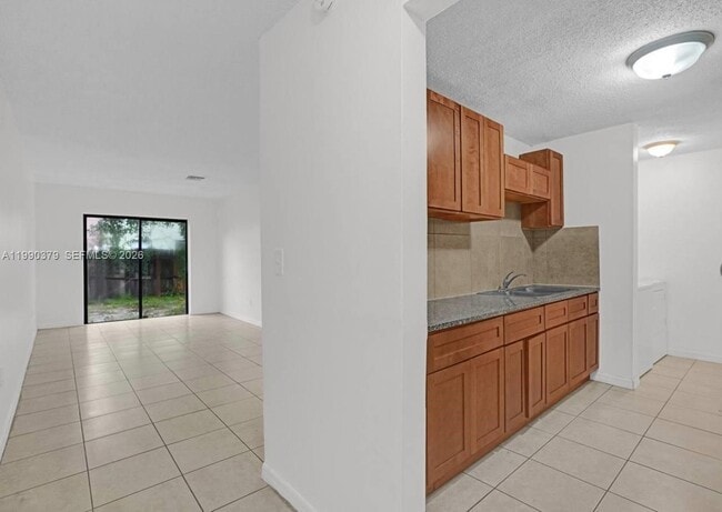 Photo - 3876 NW 207 St Rd