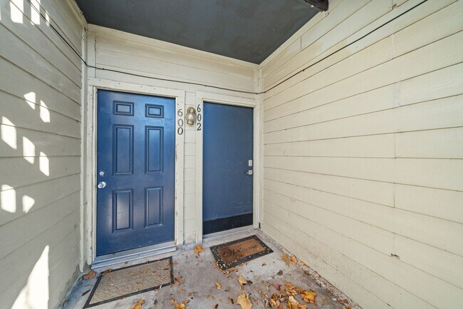 Photo - 9009 Richmond Ave. Unidad 602