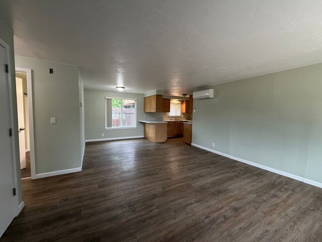 Photo - 2 Bedroom Duplex in Thurston/East Springfield Neighborhood