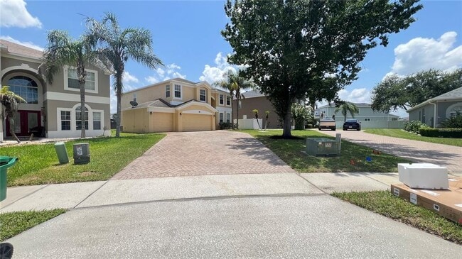 Photo - 806 Lost Grove Cir