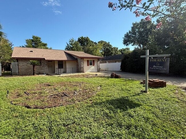 Building Photo - Gulf Breeze - Santa Rosa Shores - 3 bedroo... Rental