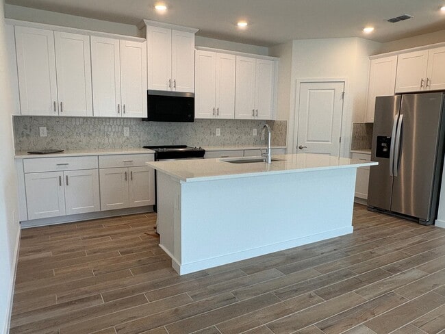 Photo - 74 Ararat Dr