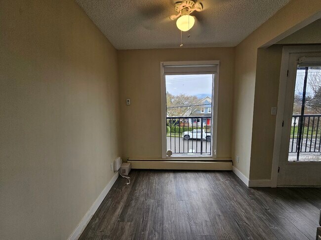 Photo - 46117 Gore Ave Unit 12