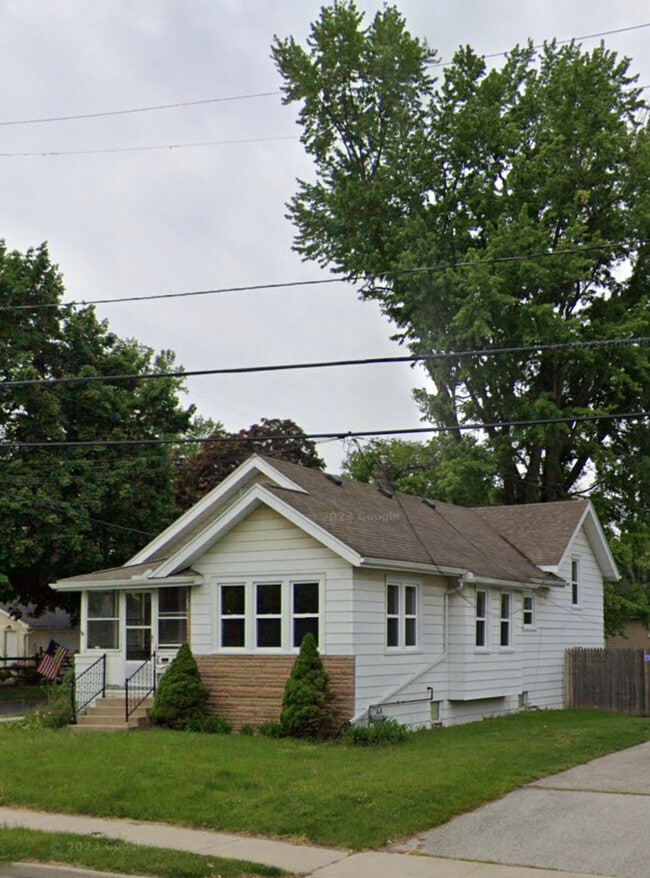 Photo - 6063 Secor Rd