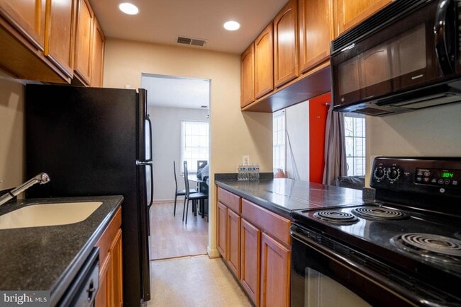 Photo - 105 Westwick Ct Unit 2