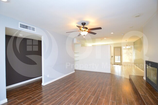 Photo - 2331 W Carson Dr
