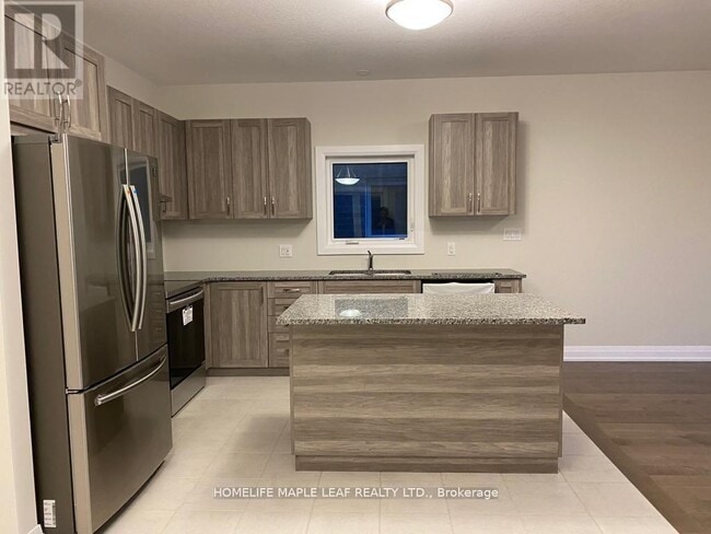 Photo - 237 Sedgewood St