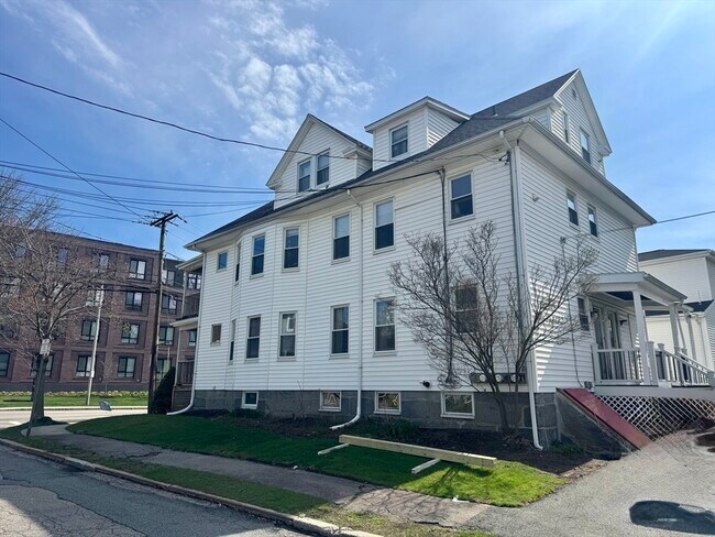 Photo - 141 Whitwell St Unit 1