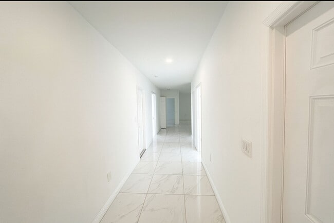 Photo - MUST SEE -2/2/1+OPEN DEN-DUPLEX IN GREENBR...