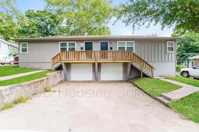 Photo - 1901 S Crescent Ave