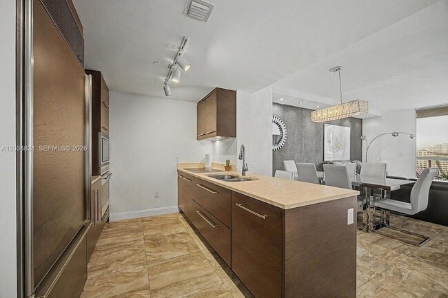 Photo - 485 Brickell Ave Unit 2009