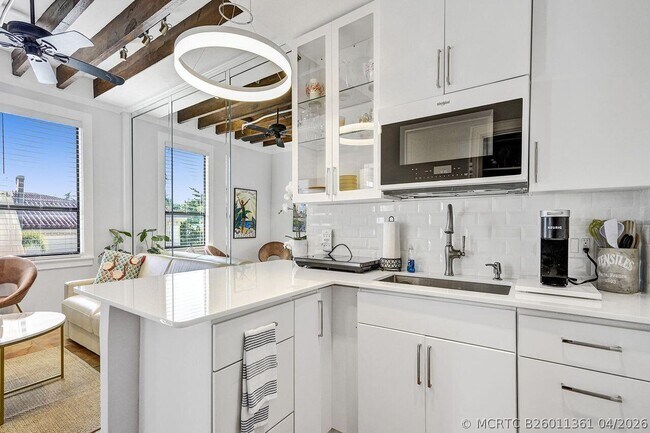 Photo - 235 Sunrise Ave Unit 2019