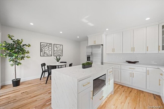 Photo - 93 Thurton Pl