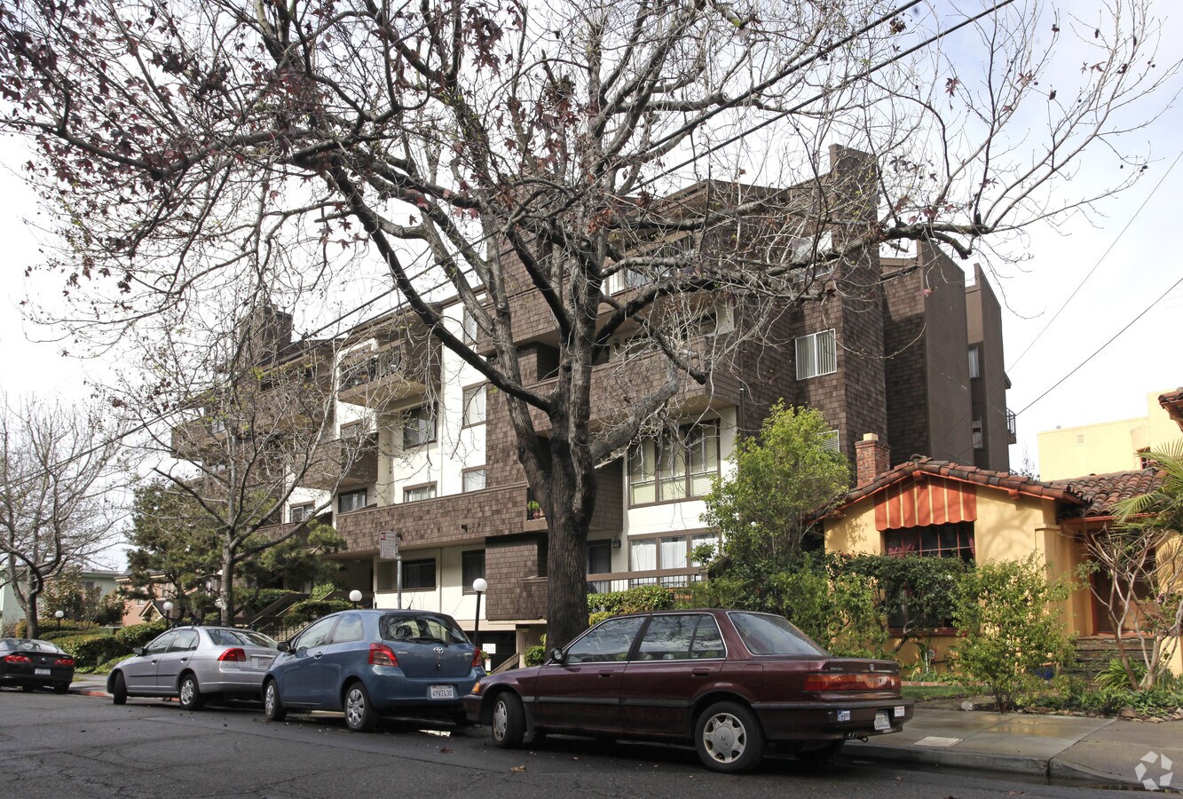 Photo - Vernon Heights