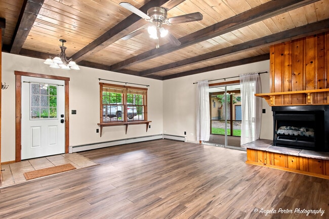 Photo - 38624 N Miller Rd