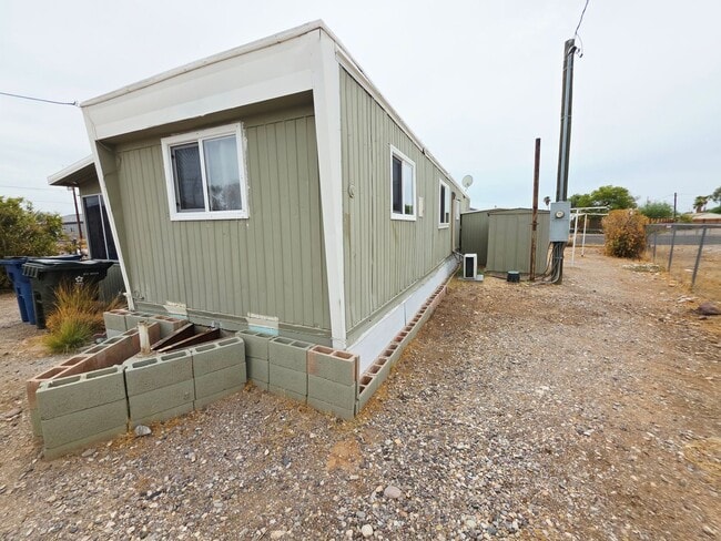 Building Photo - 1779 Artesia Dr