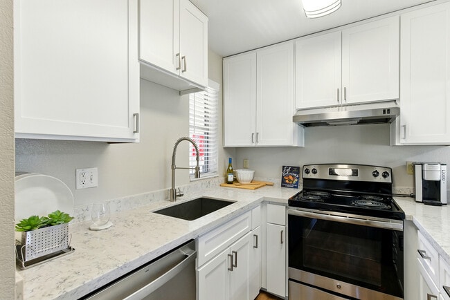 The Grove Luxury Apartments