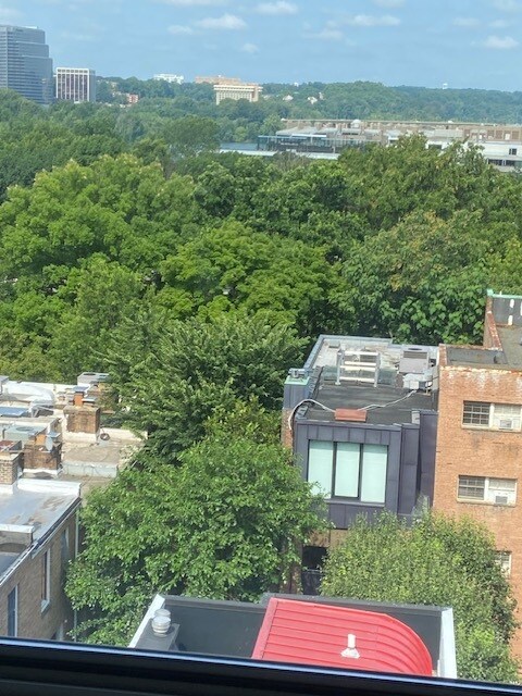 Photo - 950 25th St NW Unit 709 S