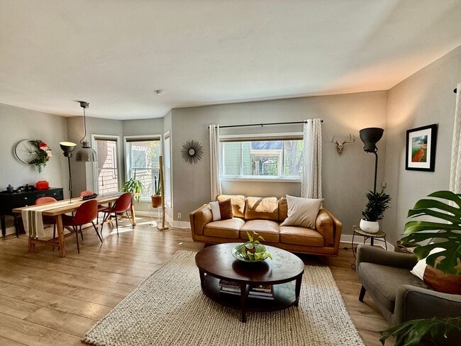 Photo - Distinguished 4 bed, 2 bath Bungalow in the Old North End