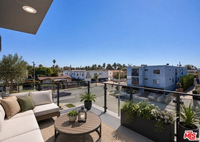 Photo - 4507 Lomita St Unidad 4507 1/2