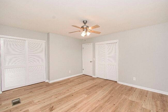 Photo - 1821 Sussex Rd