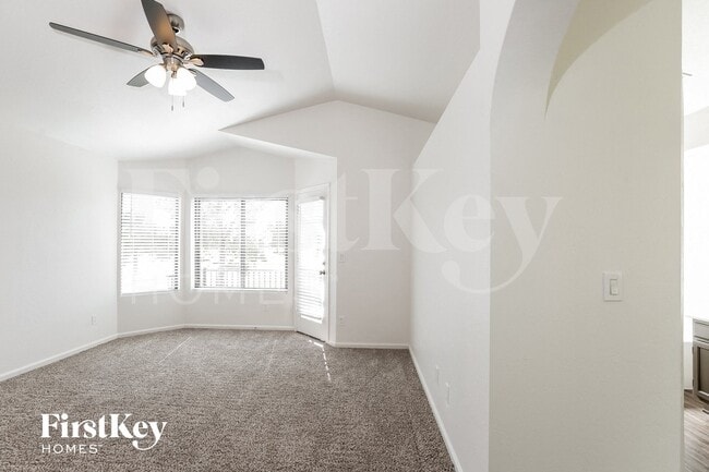 Photo - 6512 N 85th Ave