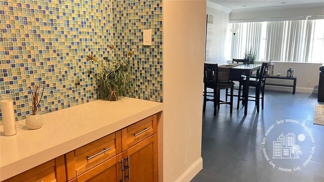 Building Photo - 401 Golden Isles Dr Unit 101