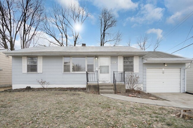 Building Photo - COMING SOON!! Charming 3-Bedroom Home in a...