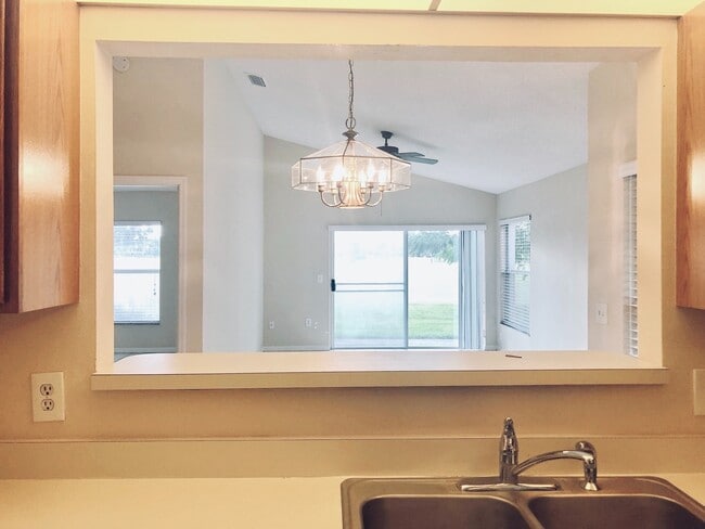 Photo - Wedgefield Golf Villa