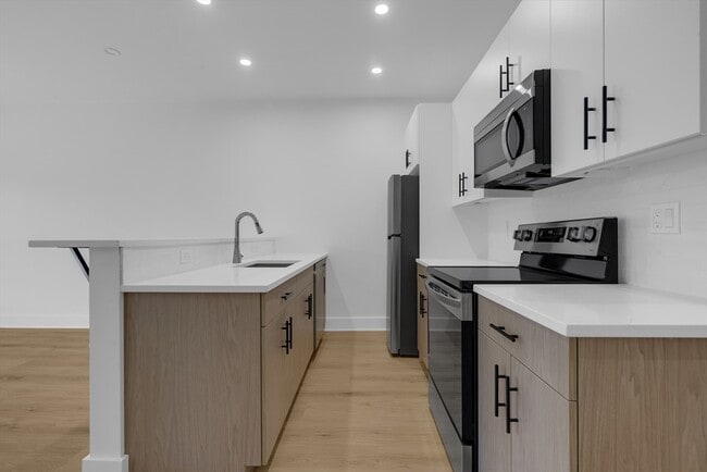 Photo - 69 Bailey St Unit 308