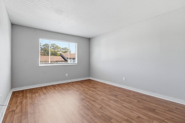 Photo - Reserve at Midtown