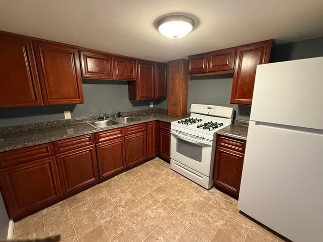 Photo - 949 Locust St Unit #3