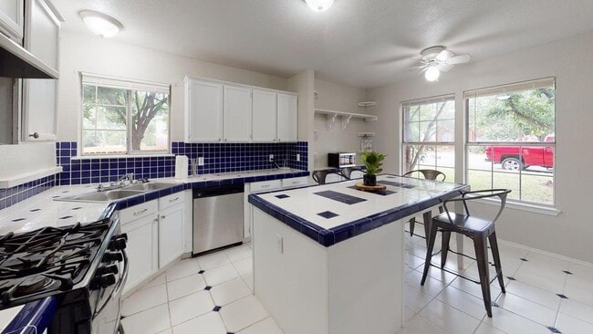 Modern Austin Home Near Walnut Creek Greenbelt
