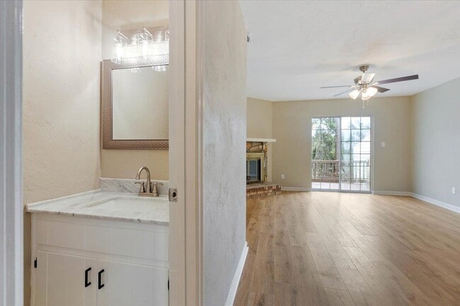 Photo - 1573 Jacks Dr