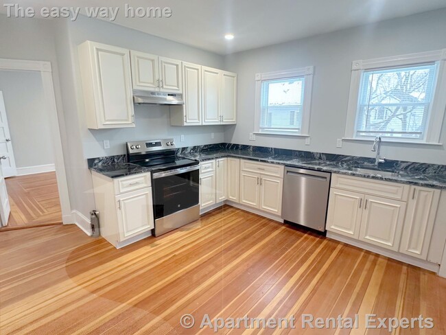 Photo - 314 Massachusetts Ave Townhome