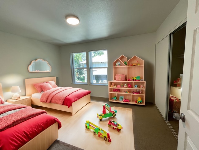 Photo - Sunset Creek Apartments