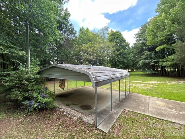 Photo - 2039 Vista Rd