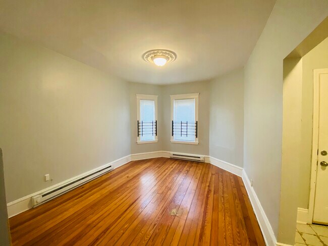 Photo - 8 Coleman St Unit #1