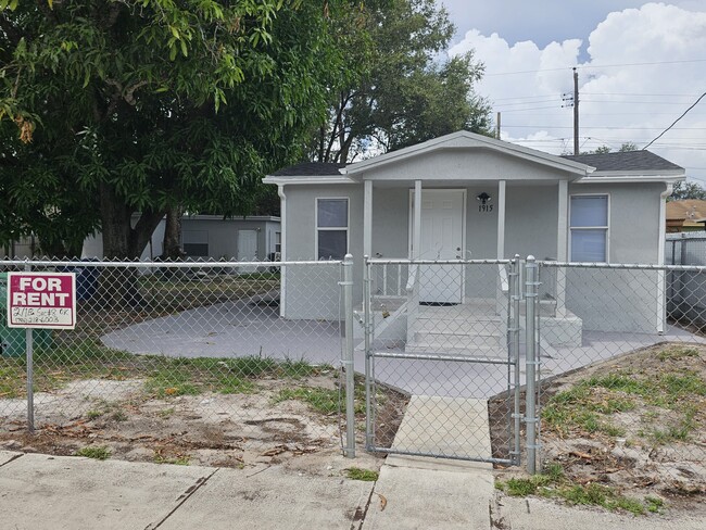 Photo - 1915 NW 82nd St