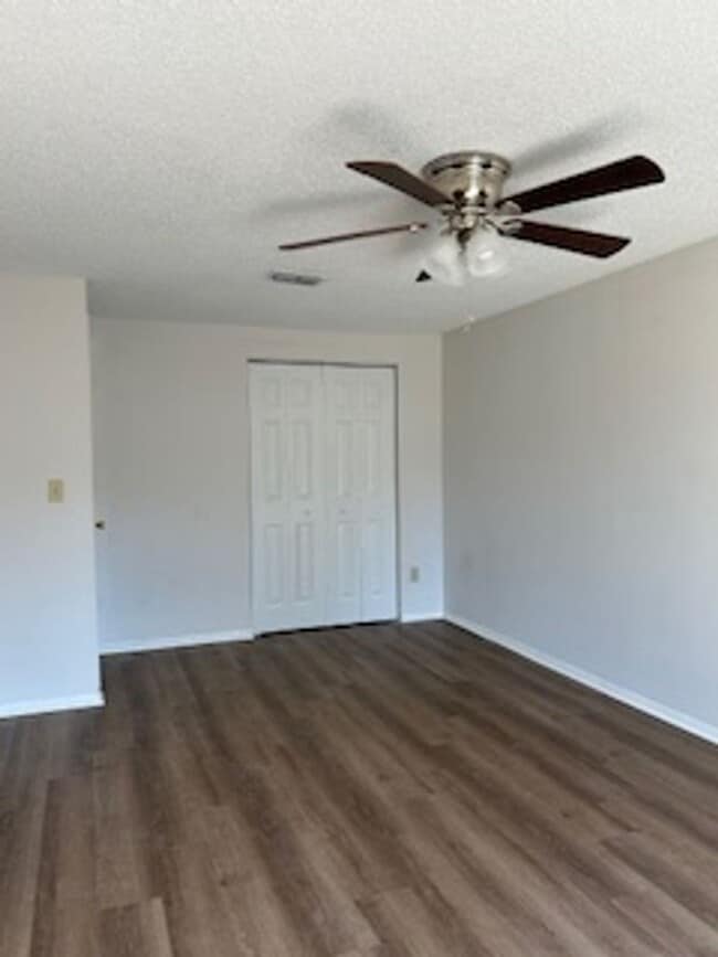 Photo - 2/1 Townhome